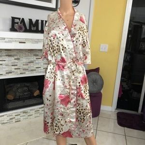 NWT Sensation wrap gown 3X